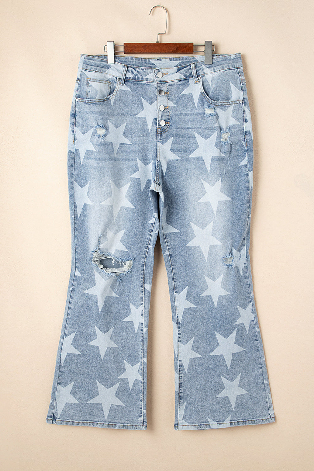 Star Buttoned Slit Knee Distressed Jeans