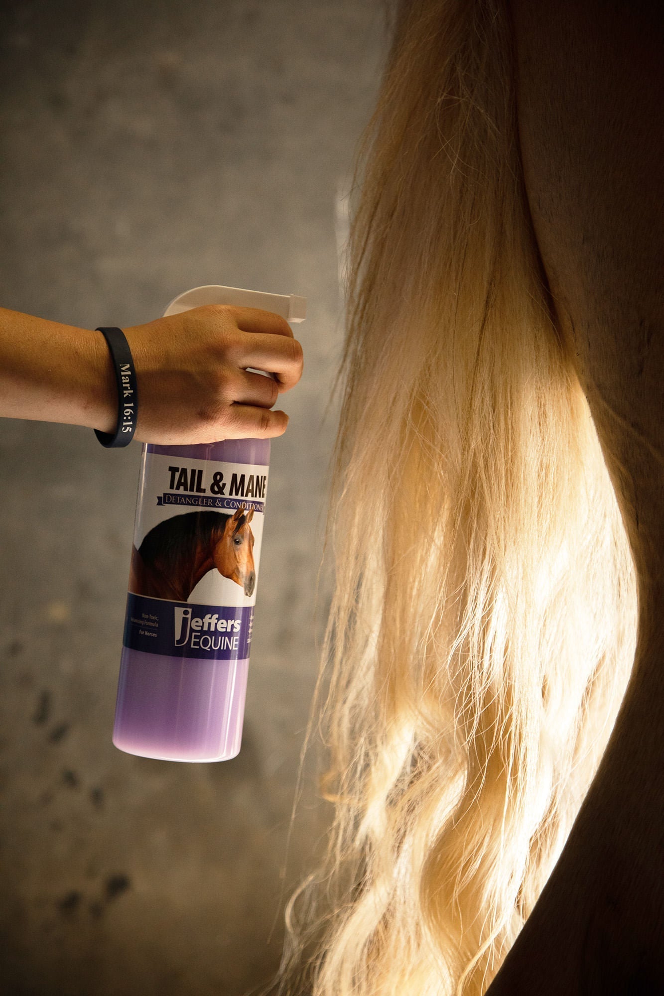 Jeffers Equine Tail & Mane Detangler and Conditioner